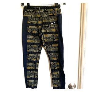 Nike epic luxe Capri